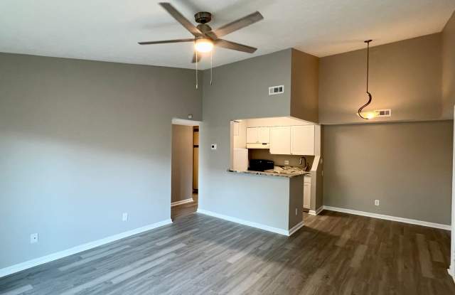 1bth 1bth Condo in Hampton Gallery 4