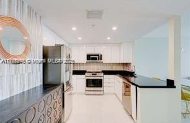 1250 S Miami Ave photos photos