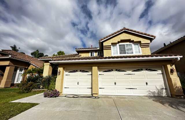 Upgraded 4 BEDROOM WITH AC IN OCEANSIDE Gallery 1