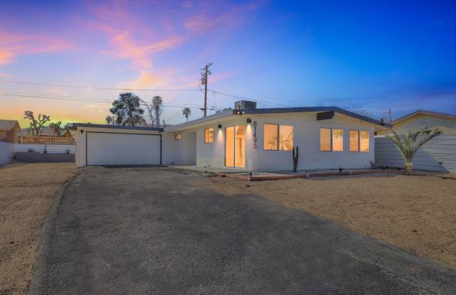 61495 La Jolla Dr photos photos