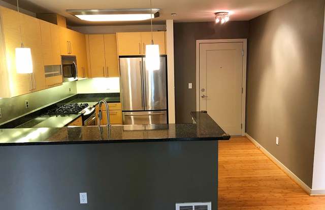 Spacious 1Bed/1Bath in Ballard in The Hjarta, A Condominium available for December 10th at $2350! Gallery 4