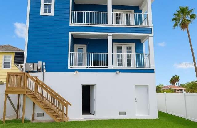 13117 4TH STREET E photos photos