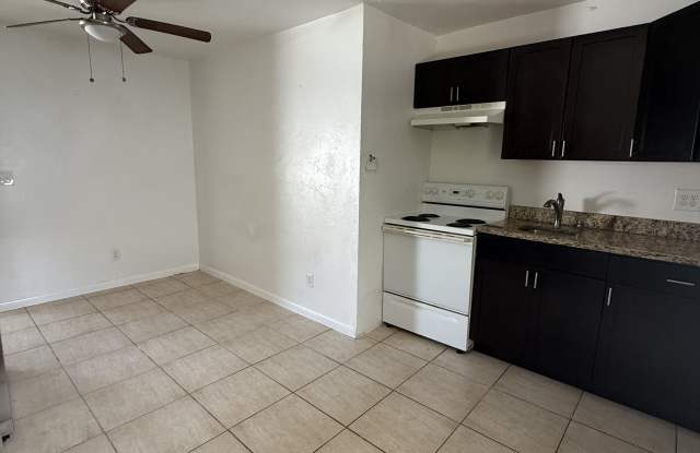 1290 Highlands Dr photos photos
