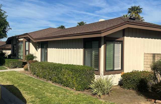 JUST LISTED! Single-Story Condo photos photos