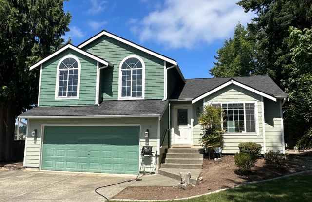 Beautiful Bonney Lake Inlet Isle Tri-Level 3 bed 2.5 bath Home! photos photos