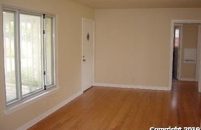 306 BARBARA DR Gallery 2