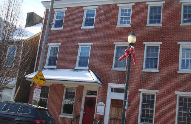 134 N CHURCH Street Gallery 2