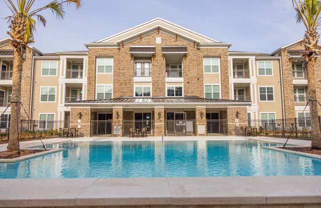 The Fordham at Harmony - 55+ Senior Living Community Gallery 2