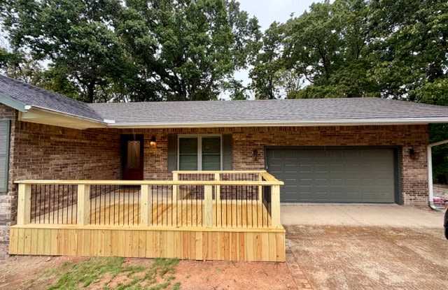 10 Magrath Ln Gallery 1