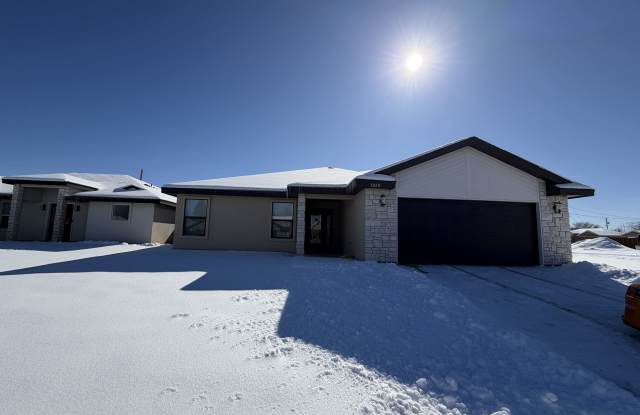 1028 Clover Lane photos photos