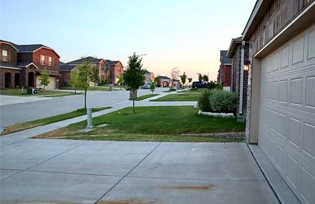 2425 Simmental Road Gallery 2