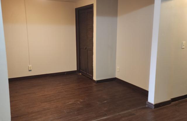 222 S Peterboro St - 222 South Peterboro Street, Canastota, NY 13032