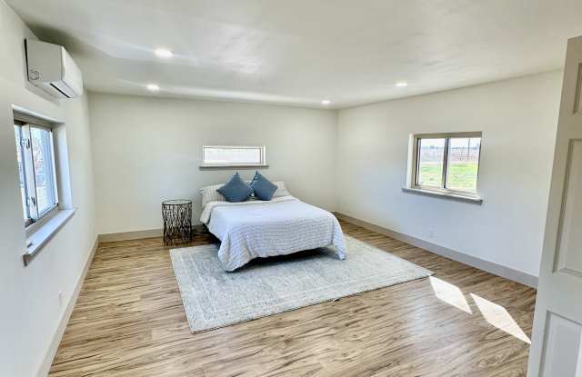 36334 California 16 Gallery 4