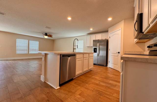 2488 Beachview Drive Gallery 4
