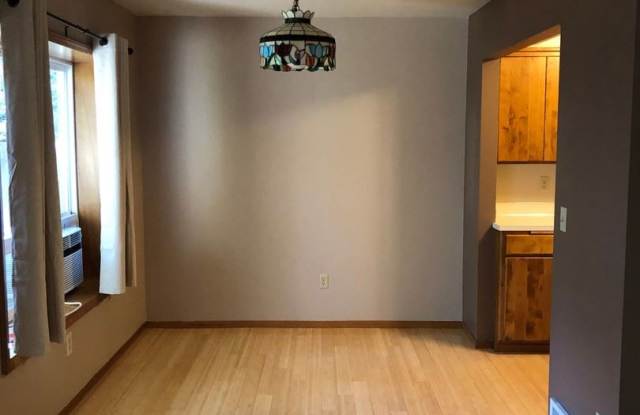 2265 NW Hummingbird Drive Gallery 3
