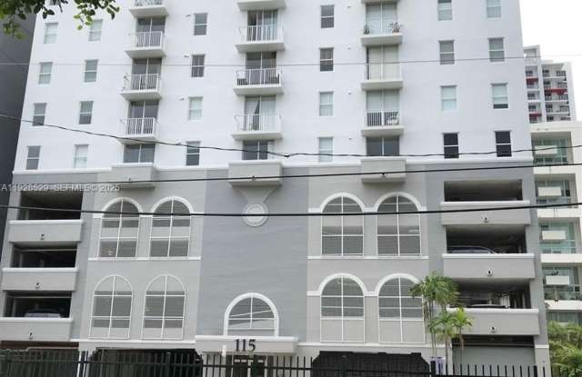 115 SW 11 ST photos photos 115 SW 11 ST photos photos