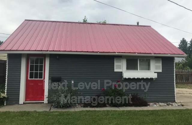 735 7th Avenue East #B photos photos