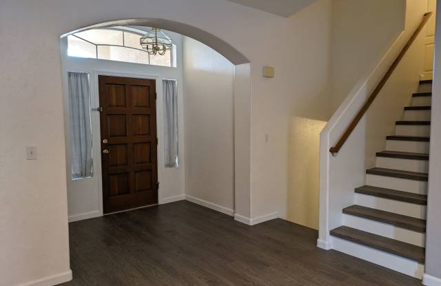 *COMING SOON* Amazing 5 Bed, 3 Bath Home Gallery 4