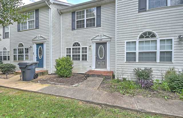 132 Amanda Ln - 132 Amanda Lane, Bristol, TN 37620