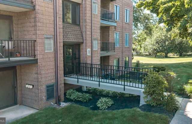 81 OAKRIDGE DR photos photos