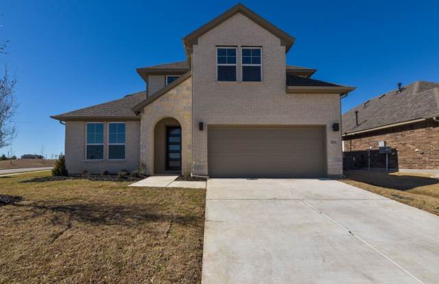 5501 Crestview Drive Gallery 2