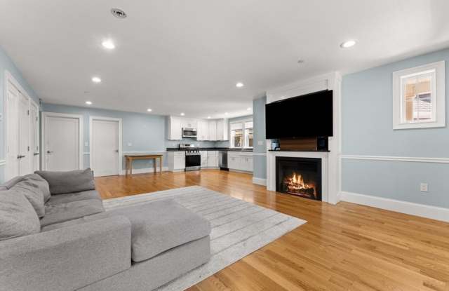 152-154 Savin Hill Ave 2 photos photos