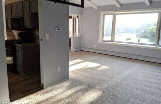 6741 Urban Cir Gallery 4