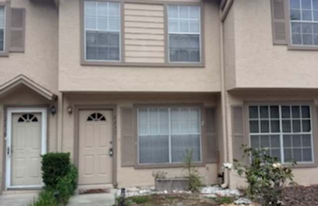 2 BR/3BA | Newly Renovated Single Family Home | Community Pool | Private back porch! photos photos