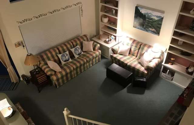 19 Midlake Drive - 1#301 Gallery 4