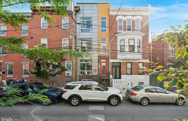 2018 E YORK STREET photos photos