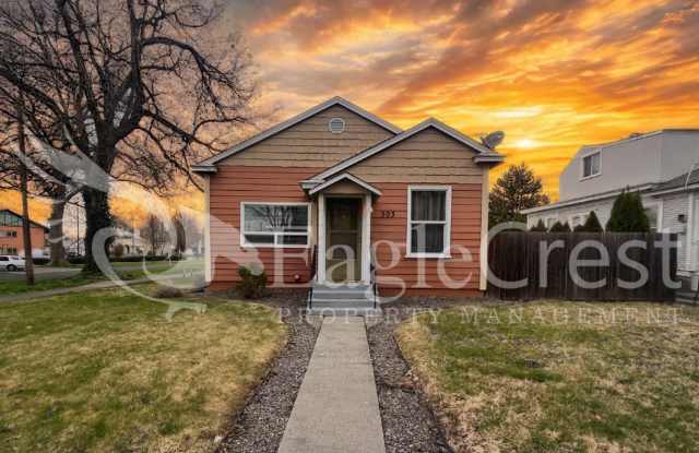 Spacious 3-Bedroom Home with Finished Basement  Fenced Yard photos photos