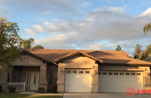 Comfortable 3-Bedroom, 2-Bath Home with Modern Kitchen photos photos