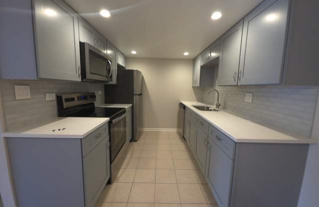 1674 KIOWA Circle Gallery 2