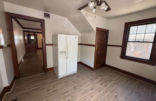 463-465 Glenwood Avenue - 463 Gallery 4