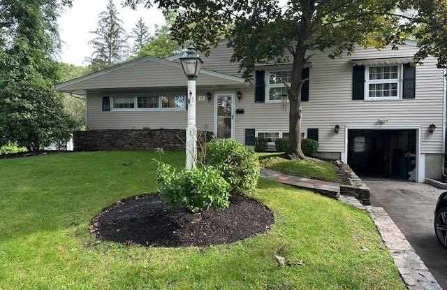 14 Rip Van Winkle Circle photos photos
