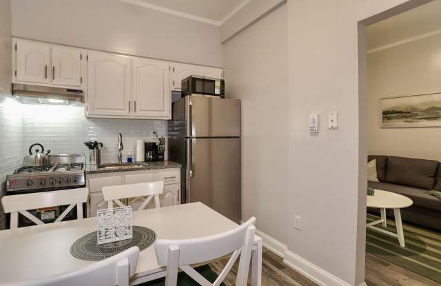 208 48TH ST - 208 48th Street, Union City, NJ 07087