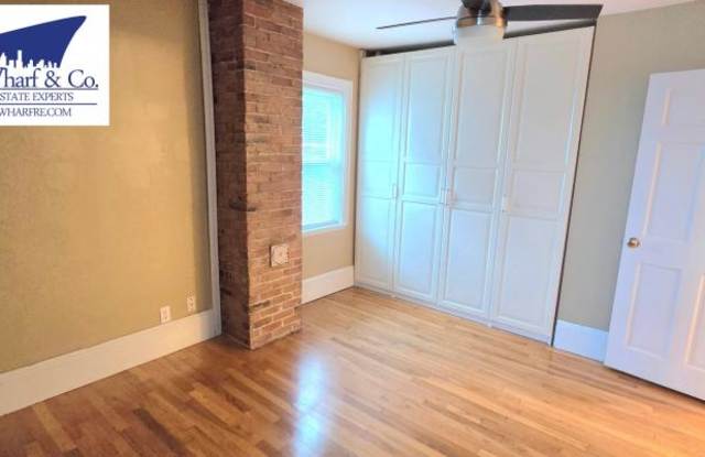 106 Marginal Gallery 4