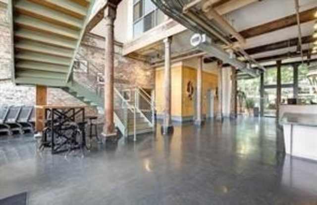 920 POEYFARRE Street Gallery 3