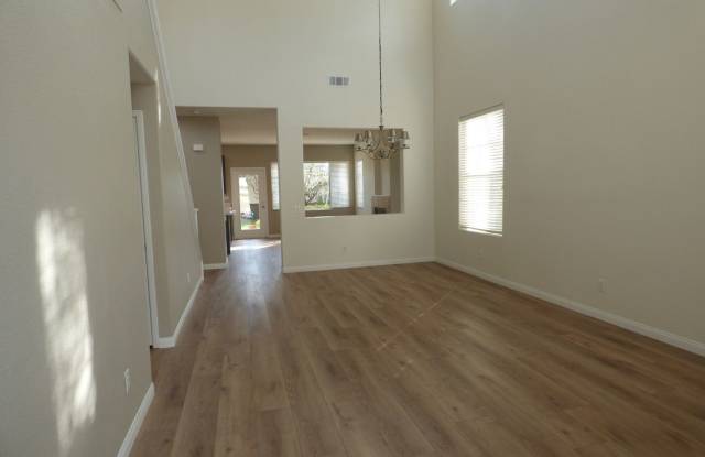 1793 Callisia Court Gallery 2