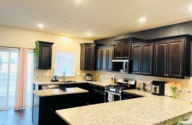 7103 ELMTHORPE WAY photos photos