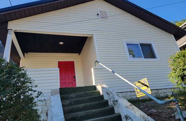 1003 Hendrix Avenue - 1003 Hendrix Avenue, Charleston, WV 25387