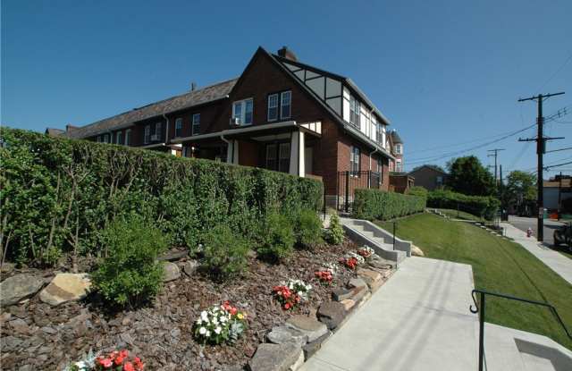 2 Dawson Court photos photos