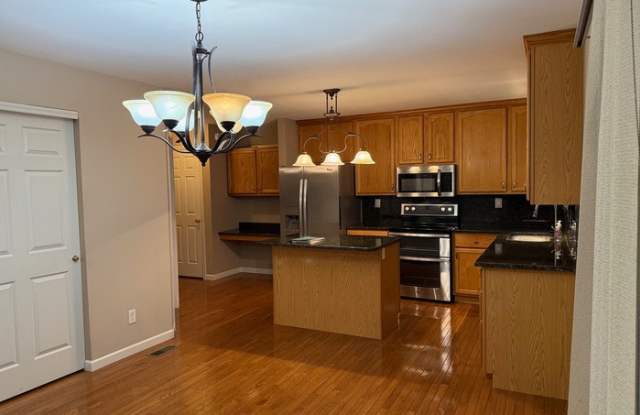 3701 Crystal Lake Drive Gallery 4