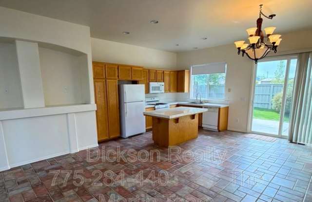 1640 Cattlemen Court Gallery 4