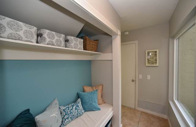 6725 Clover Court Gallery 3