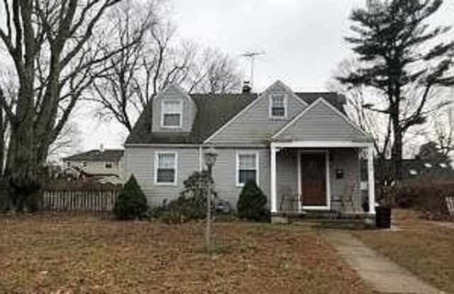 320 Oakley Avenue photos photos