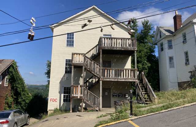 669 Spruce Street photos photos