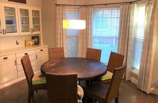 4704 N Meadow Ridge Circle Gallery 4