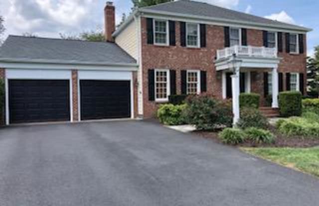 9915 CHASE HILL COURT - 9915 Chase Hill Court, Wolf Trap, VA 22182