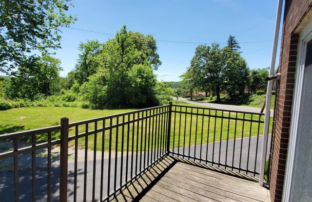 1300 Belleview Boulevard - 1 - 1300 Belleview Boulevard, Steubenville, OH 43952